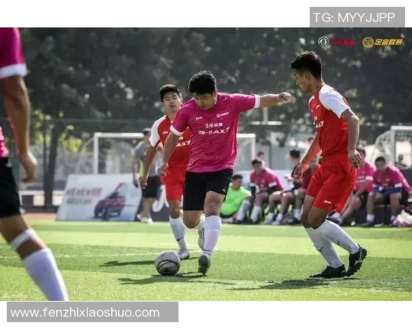 恒大与建业激战正酣谁能在这场较量中笑到最后