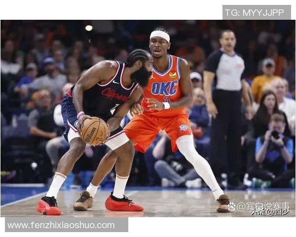 湖人对决雷霆哈登展现全能球技引发球迷热议