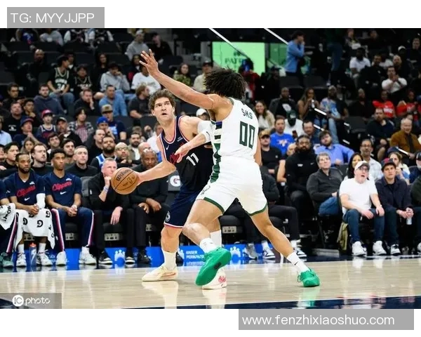 2017年NBA精彩对决快船与雄鹿的激烈碰撞与赛场精彩瞬间回顾